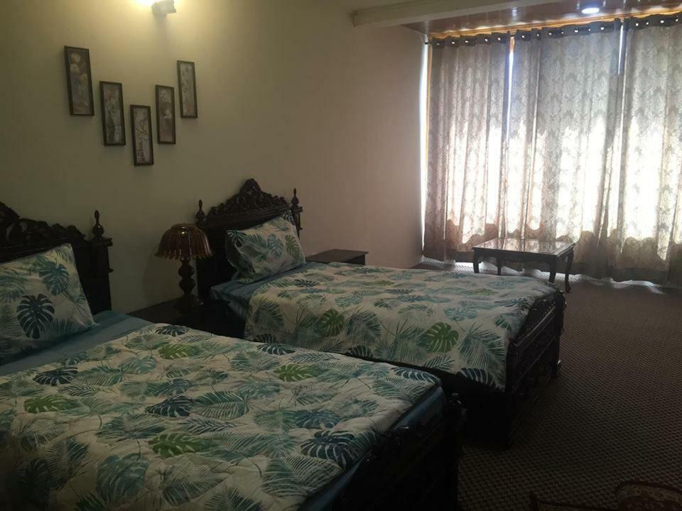 Embassy Villa Suites Karimabad  Extérieur photo