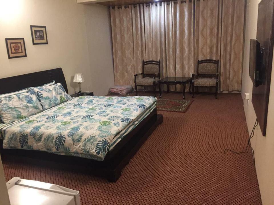 Embassy Villa Suites Karimabad  Extérieur photo